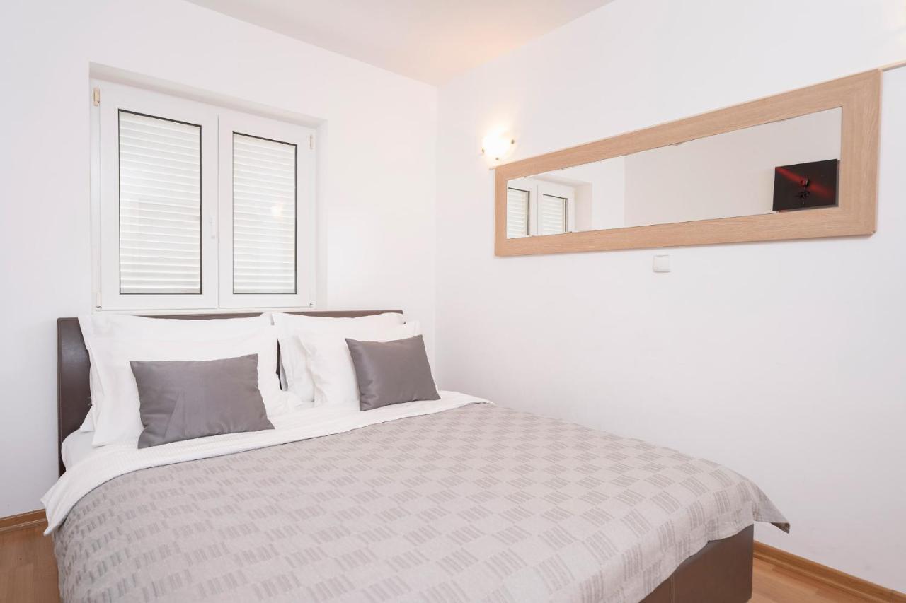 בול Villa Dalmatia Apartments מראה חיצוני תמונה