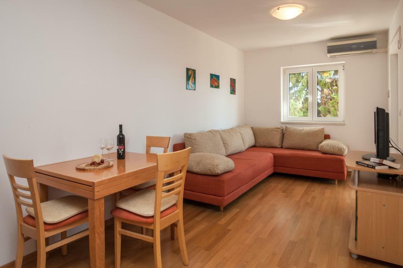 בול Villa Dalmatia Apartments מראה חיצוני תמונה
